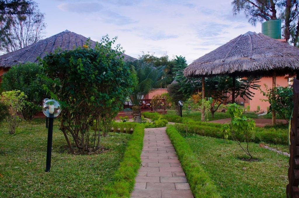 Edena Kely Hotel มาฮาจังกา ภายนอก รูปภาพ